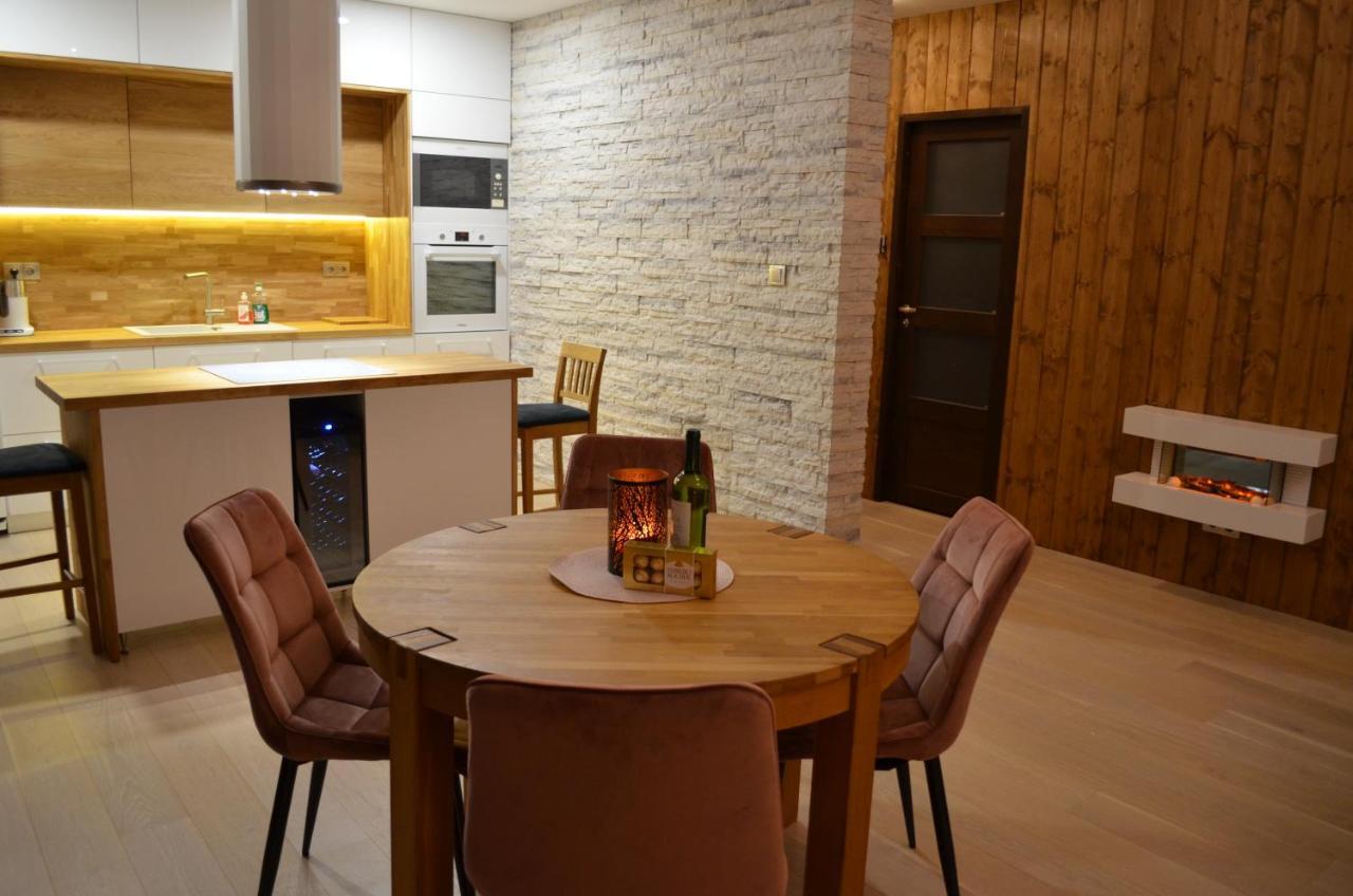 Ravila Puhkemaja Kuressaare Extérieur photo